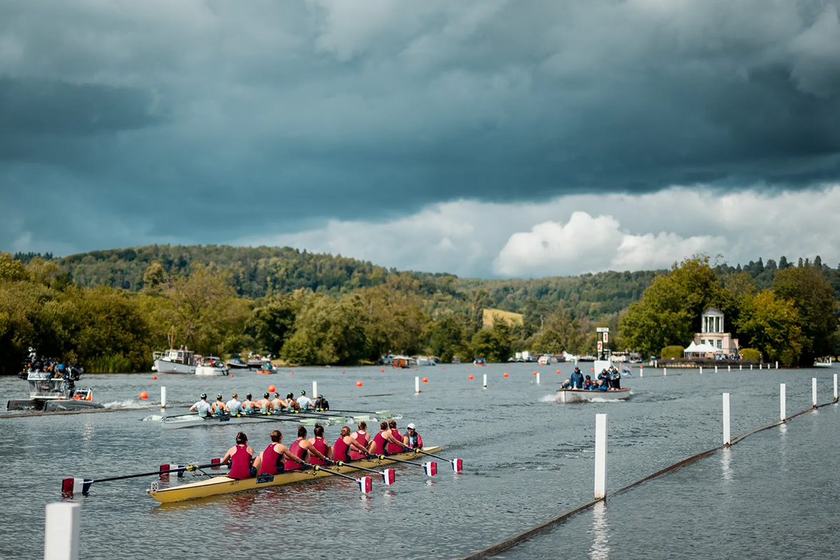 Henley Royal Regatta: İngiliz Sosyal Sezonunda Nehir Ritüeli