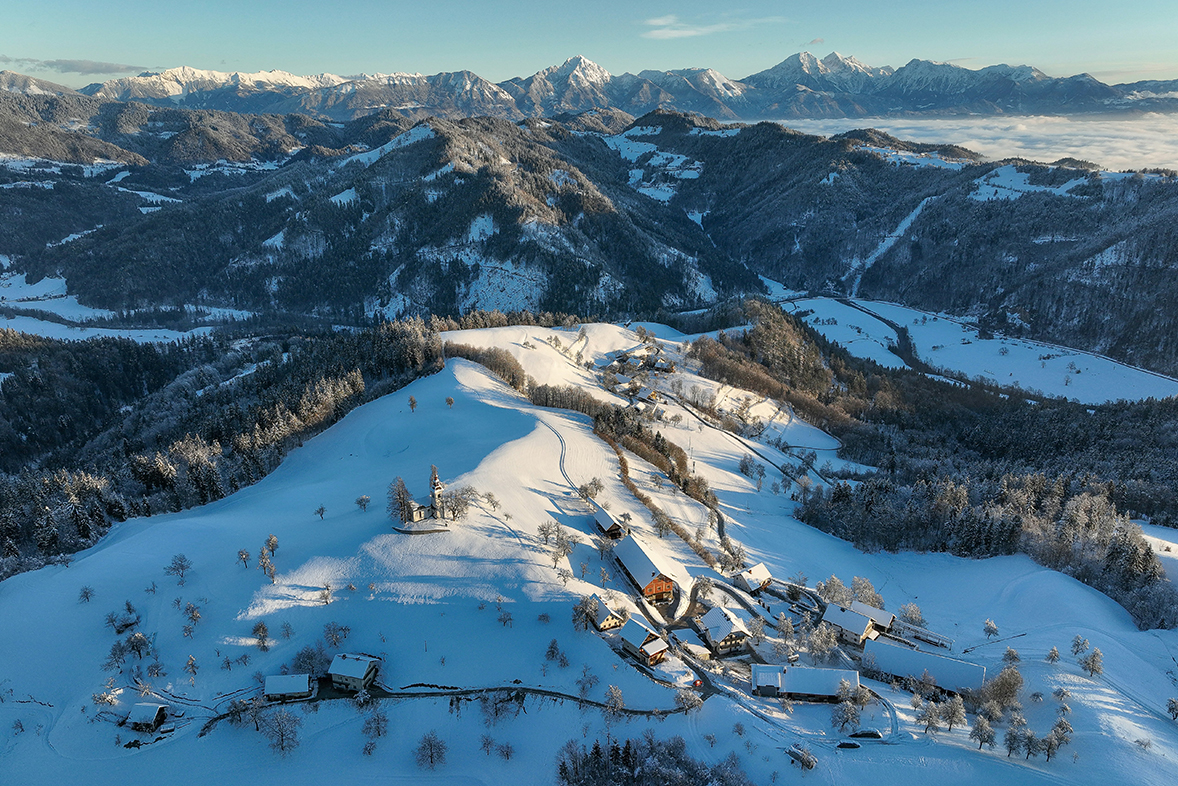 Alpler’de Sessiz Lüks, Zamansız Kayak Merkezleri