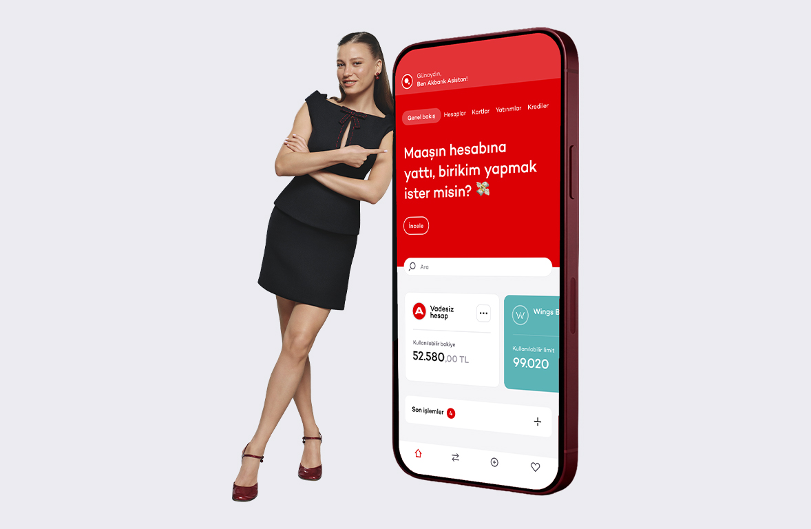 yeni akbank mobil ekranı ve bir kadın görseli
